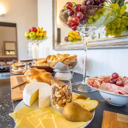 Bed & Breakfast Boutique And Garden