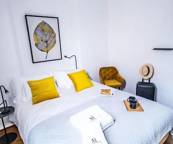 Boutique And Garden Bed and Breakfast