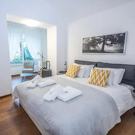 Boutique And Garden Bed & Breakfast Muralto